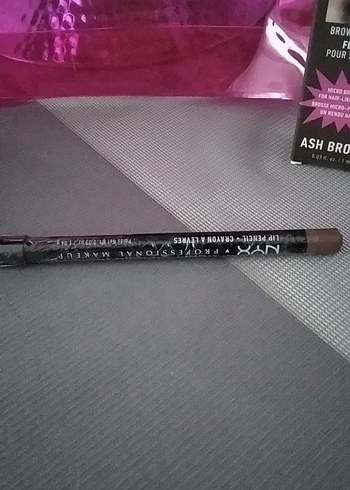 NYX Profesyonel Kaş  Seti Pembe kozmetik Çanta hediye - Görsel 4