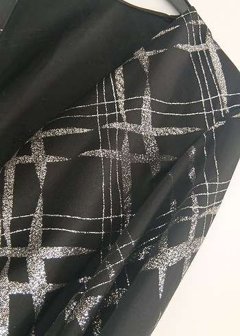 Parlak Siyah, Pileli, Uzun Kollu Kız Bolero - Görsel 2