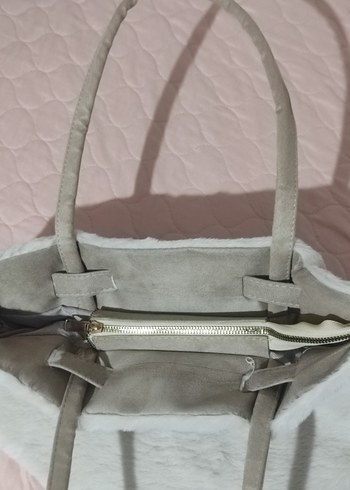 Beyaz Kürk Detaylı Kadın Omuz Çantası - Görsel 4