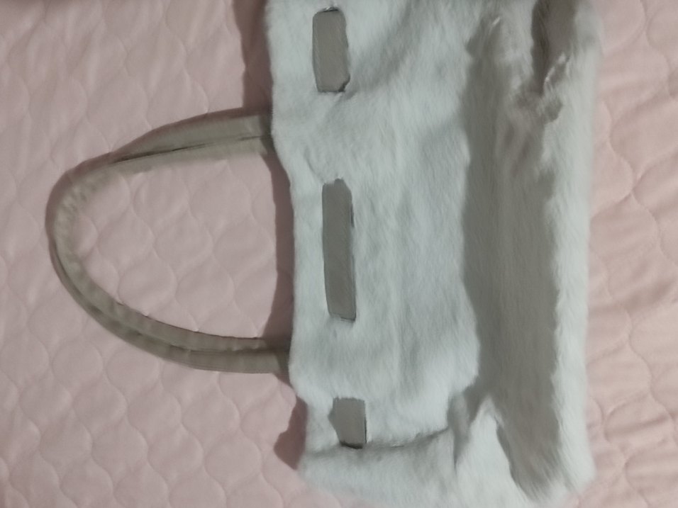 Beyaz Kürk Detaylı Kadın Omuz Çantası - Görsel 3