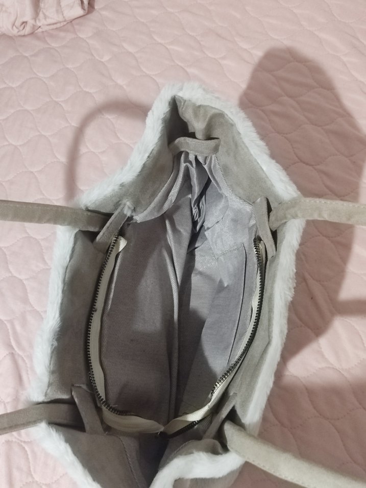 Beyaz Kürk Detaylı Kadın Omuz Çantası - Görsel 5