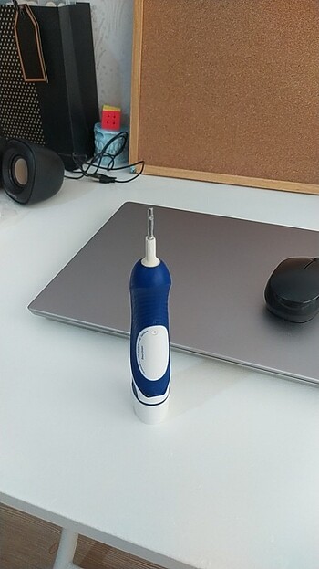 Beden Oral-B pilli diş fırçası aleti elektronik diş fırçası pilli diş
