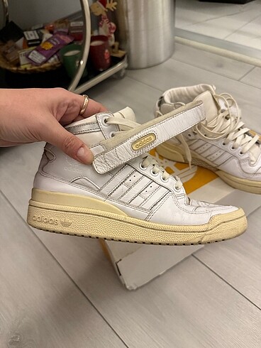 Adidas spor ayakkabı