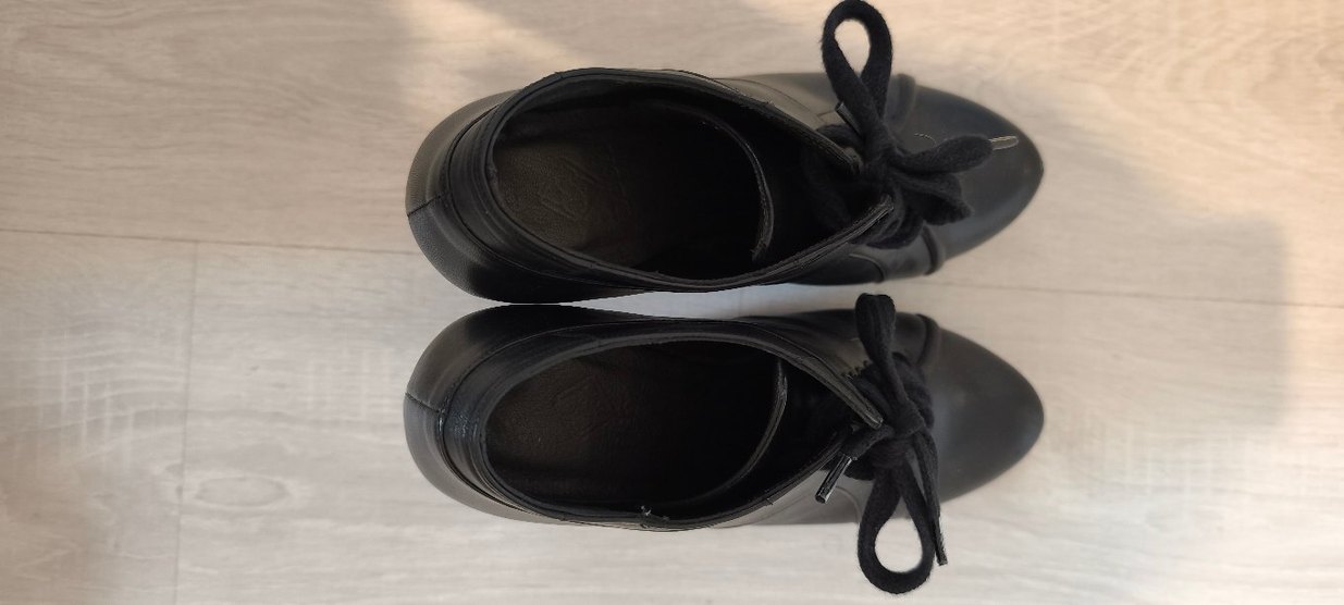 Siyah Bağcıklı Gotik Kadın Dolgu Topuklu Bot - Görsel 4