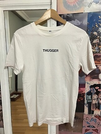 Beyaz tshirt