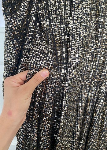 Altın Renkli Payetli Yılan Desenli Midi Elbise - Görsel 5