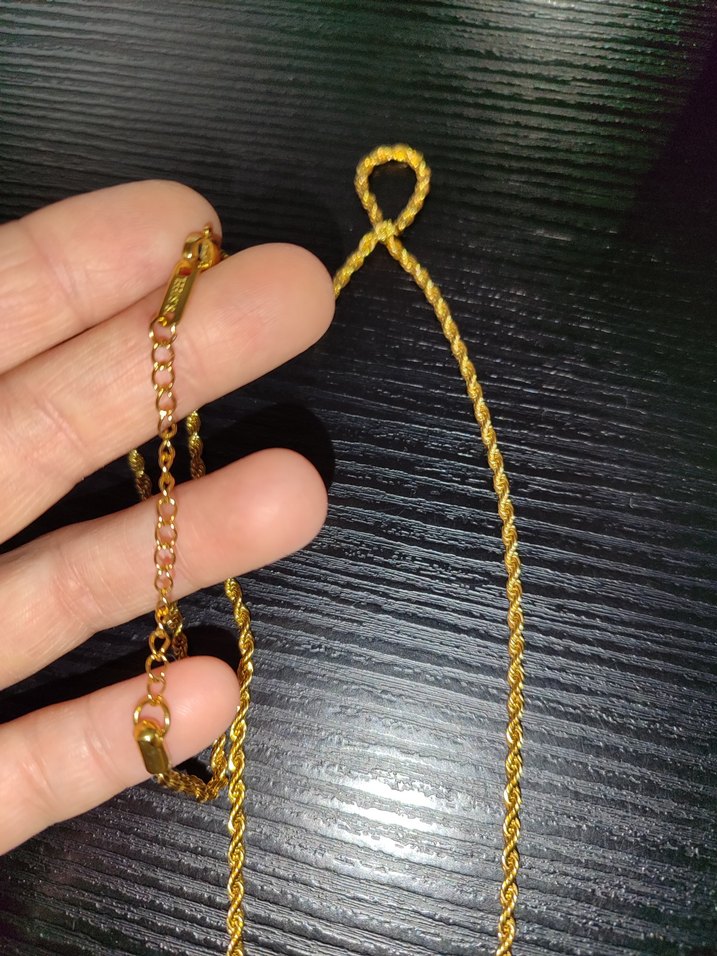 Altın Renkli Zincir Detaylı Midi Kolye - Görsel 5