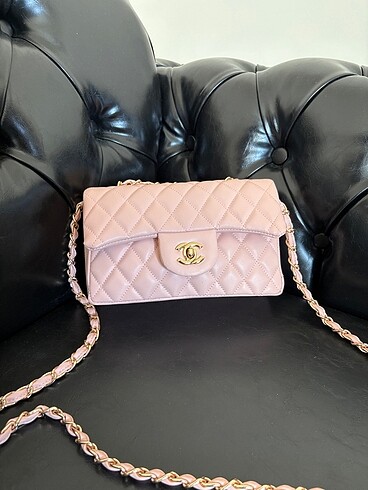 Chanel pembe çanta