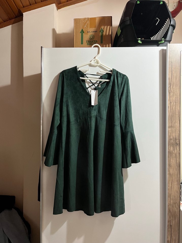 Yeşil Süet Bohem V Yaka Elbise - Görsel 2