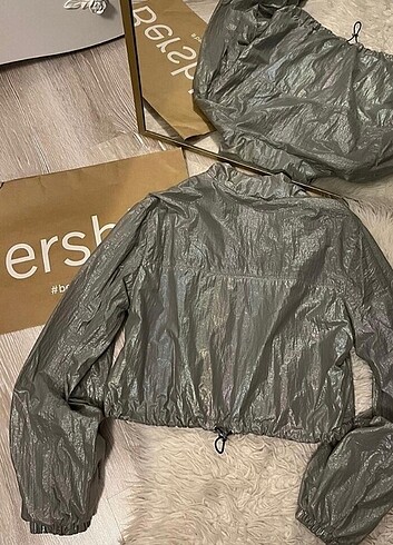 xs Beden gri Renk Bershka yağmurluk 