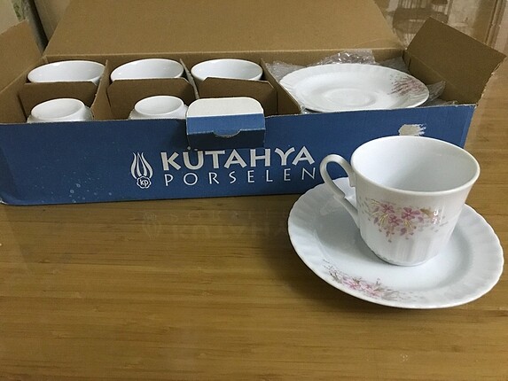 6 lı Kütahya Porselen çay fincan takımı