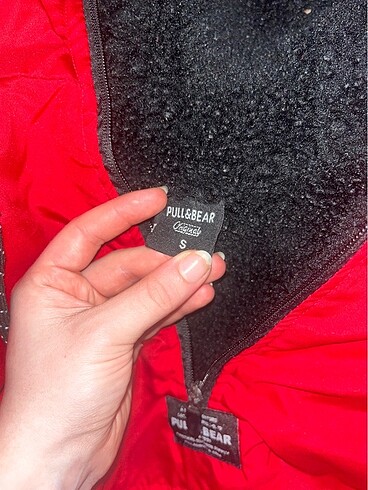 s Beden Pull And bear mont