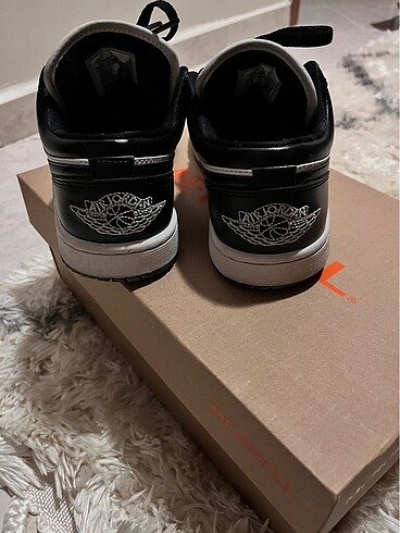 38 Beden Air Jordan Low 1 Panda rengi