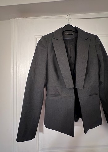Koton Siyah Düğmeli Uzun Kollu Kadın Blazer