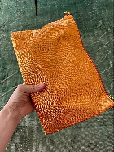 Parlak yanık turuncu clutch
