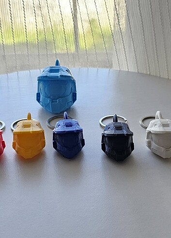 Beden 035 - Kask Şeklinde 3D Baskı Anahtarlık