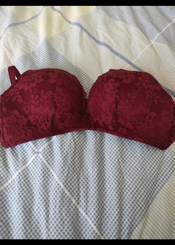 New Balance Beyaz siyah ve bordo Dantelli Dolgulu Sütyen 85B üçü tek fiyat