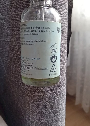  Beden SkinCeuticals Bitkisel Düzeltici Serum 30ml