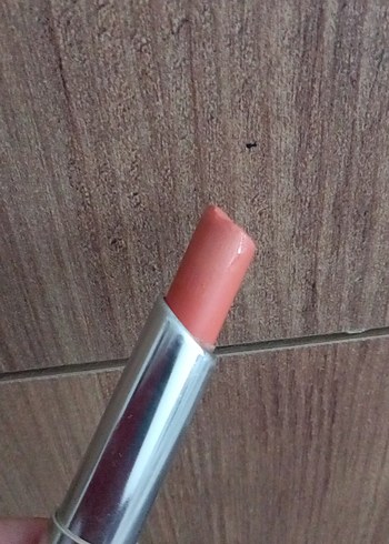 Beden Pembe Pastel Dudak Parlatıcısı