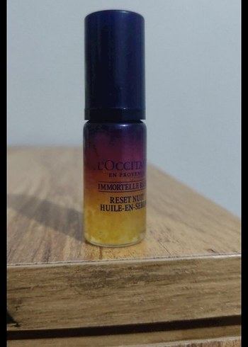 L'Occitane Immortelle Anti-Aging Serum