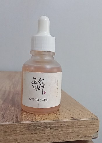 Kadınlar için Anti-Aging Serum