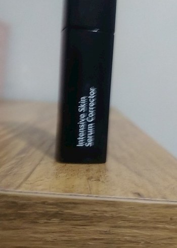 Beden Bobbi Brown K