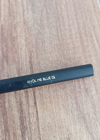  Beden Guerlain Gri Göz Kalemi
