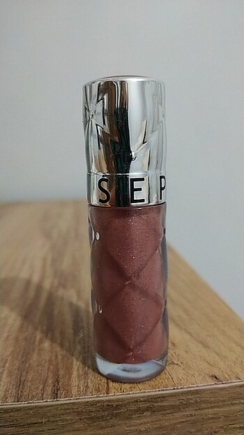 Lip gloss 