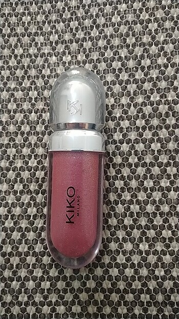 Lip gloss