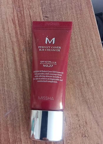 Missha Parlak Bej BB Krem