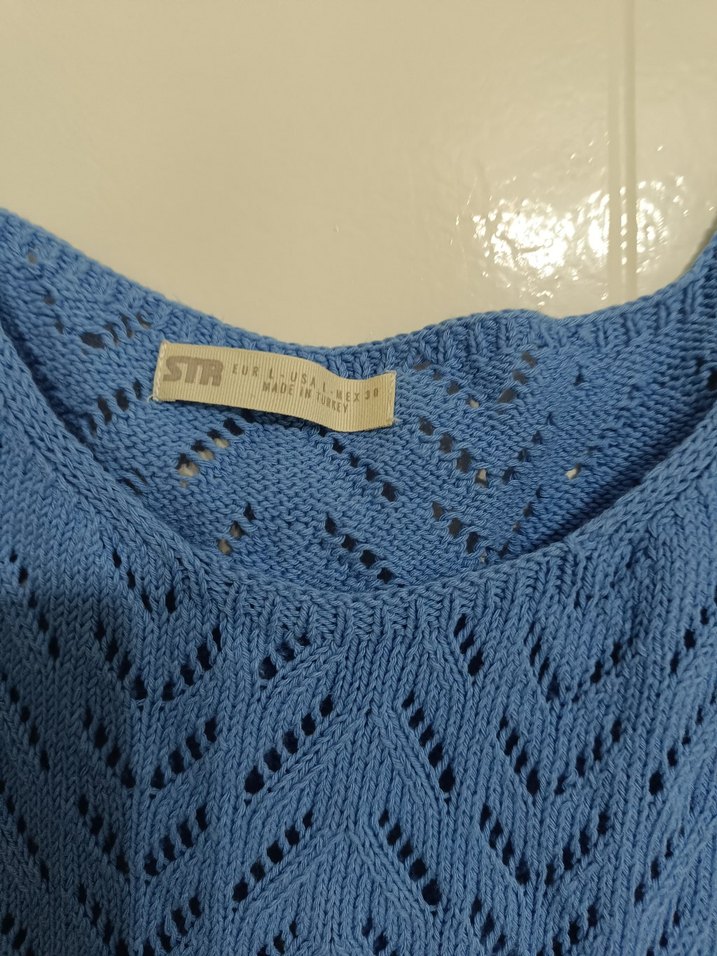 Mavi V Yaka Örgü Kadın Atlet - Görsel 5