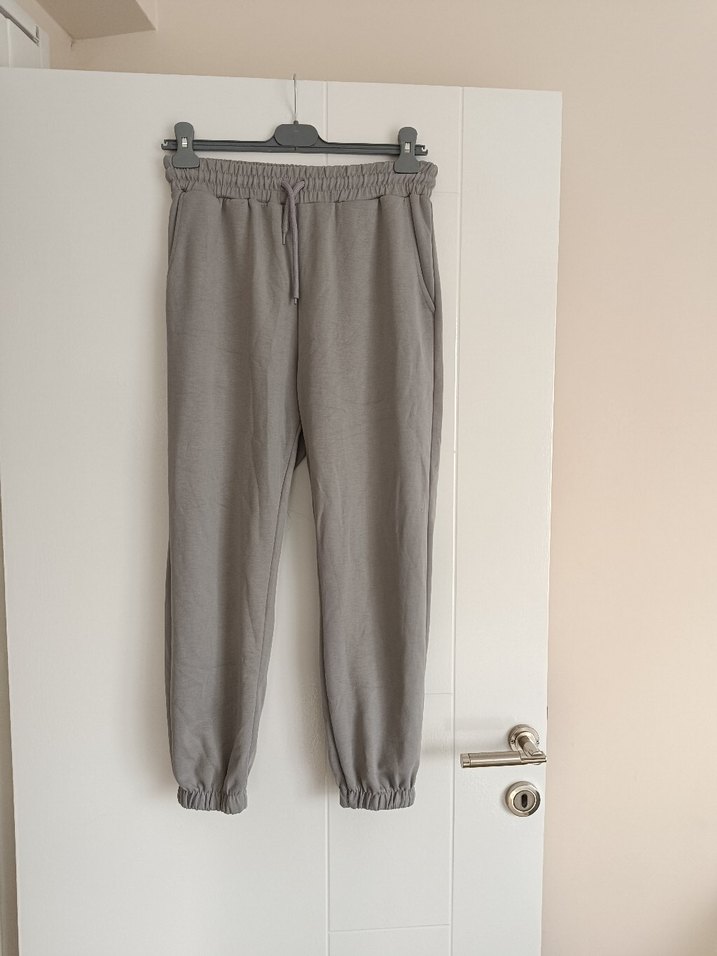 Gri Rahat Kesim Kadın Keten Eşofman - Görsel 2