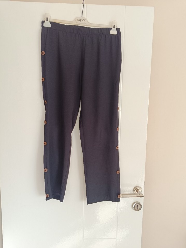 Düğmeli  siyahKadın Kumaş Pantolon - Görsel 4