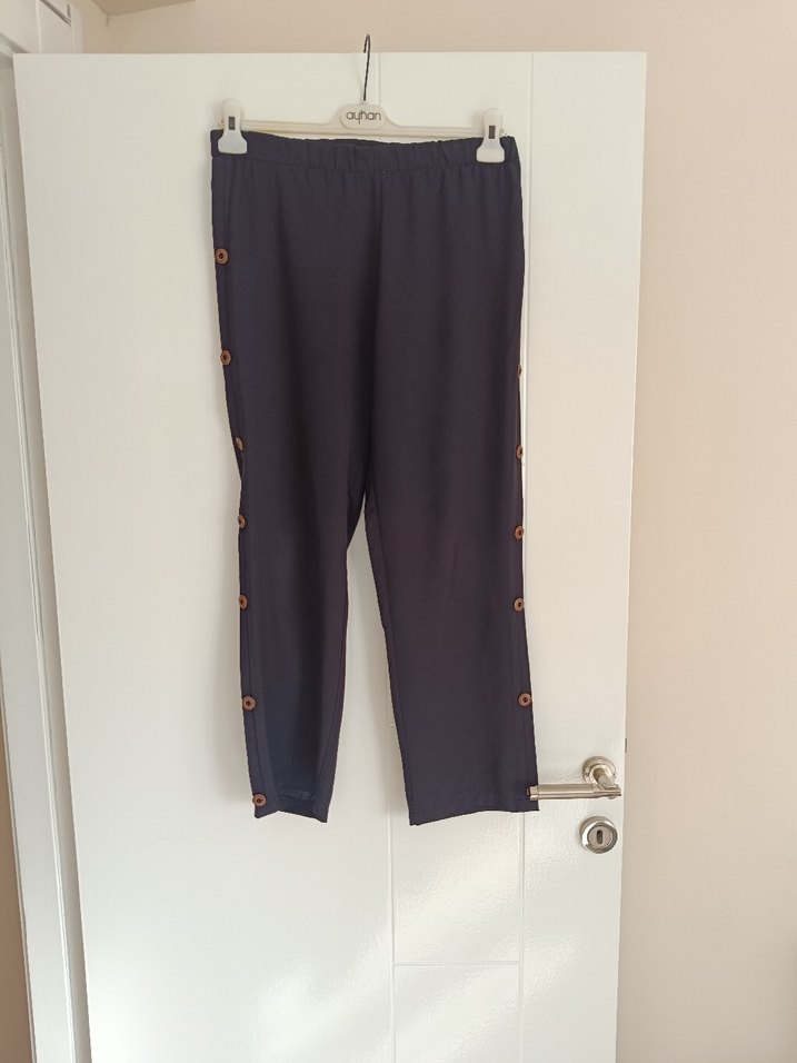 Düğmeli  siyahKadın Kumaş Pantolon - Görsel 2