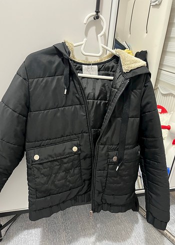 Siyah Kürklü Günlük Kadın Mont - Görsel 2