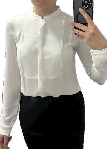 Düğmeli Beyaz Uzun Kollu Kadın Gömlek - Görsel 2