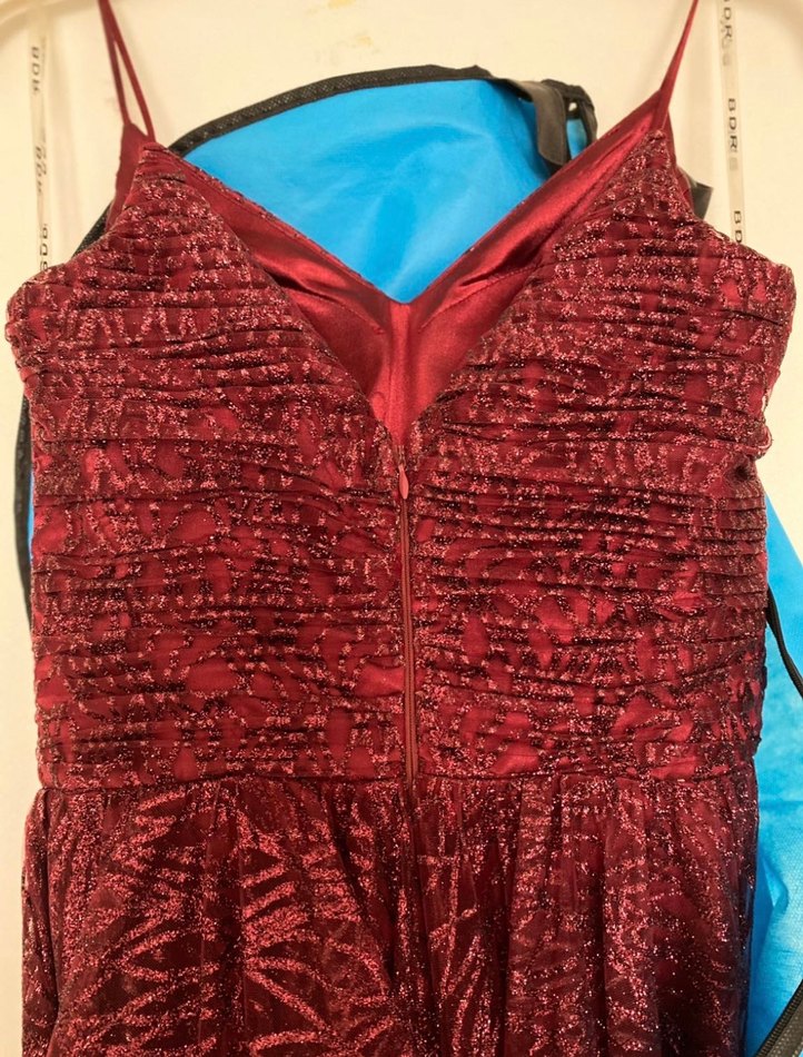 Bordo Parlak Drapeli Uzun Abiye Elbise - Görsel 4