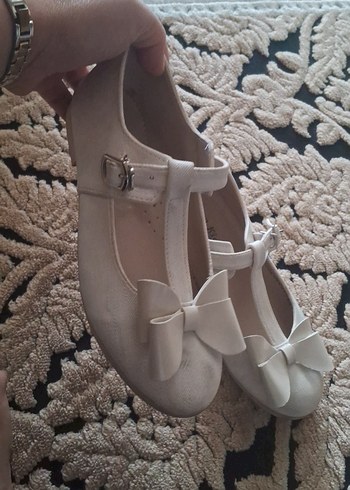 Kız Çocuk Beyaz Tokalı Babet - Görsel 2