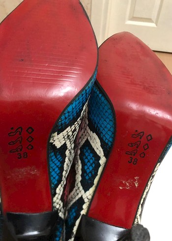 Mor Yılan Desenli Stiletto Topuklu Kadın Ayakkabı - Görsel 4