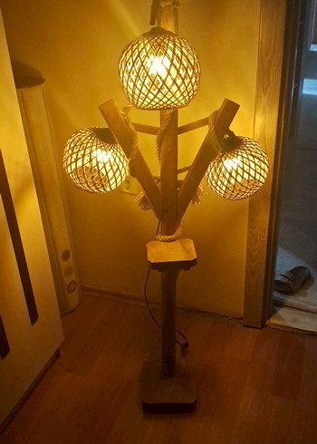 Bej Ahşap Ayaklı Hasır Abajur - Görsel 3