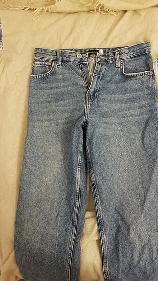 MOM JEAN