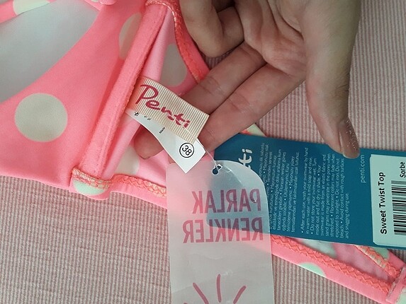 Penti Penti bikini üstü (etiketi üzerinde)