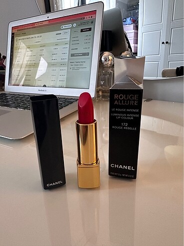  Beden kırmızı Renk Chanel Rouge Allure Ruj 172