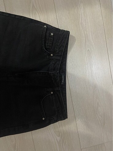 38 Beden Mom Jean