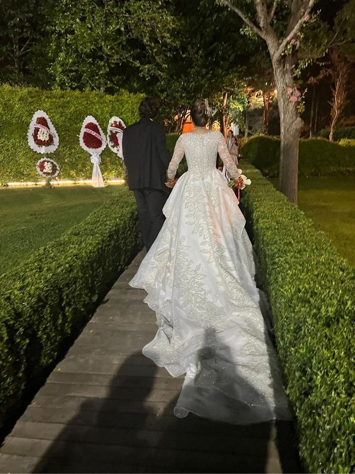 Mediha cambaz özel yapım gelinlik - Görsel 4