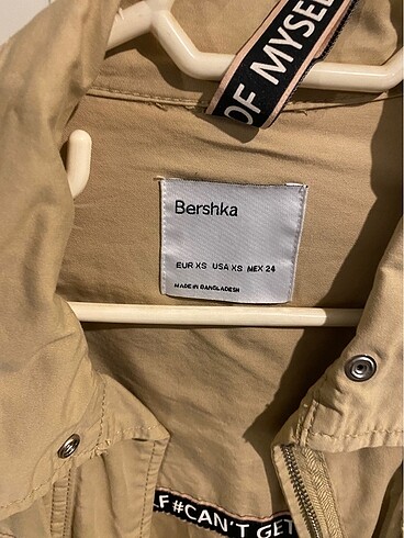 xs Beden camel Renk Bershka trenckot
