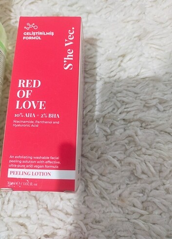 The Ordinary She vec Maruderm kırmızı peeling