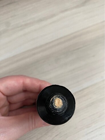  Beden HUNCALIFE Uzun Süre Kalıcı Mat Fondöten - Açık Fildişi