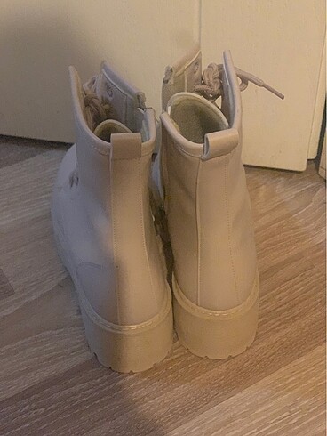 Bershka Bej bot
