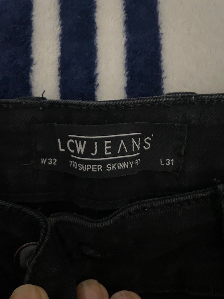 Siyah Dar Kesim Denim Erkek Pantolon - Görsel 3